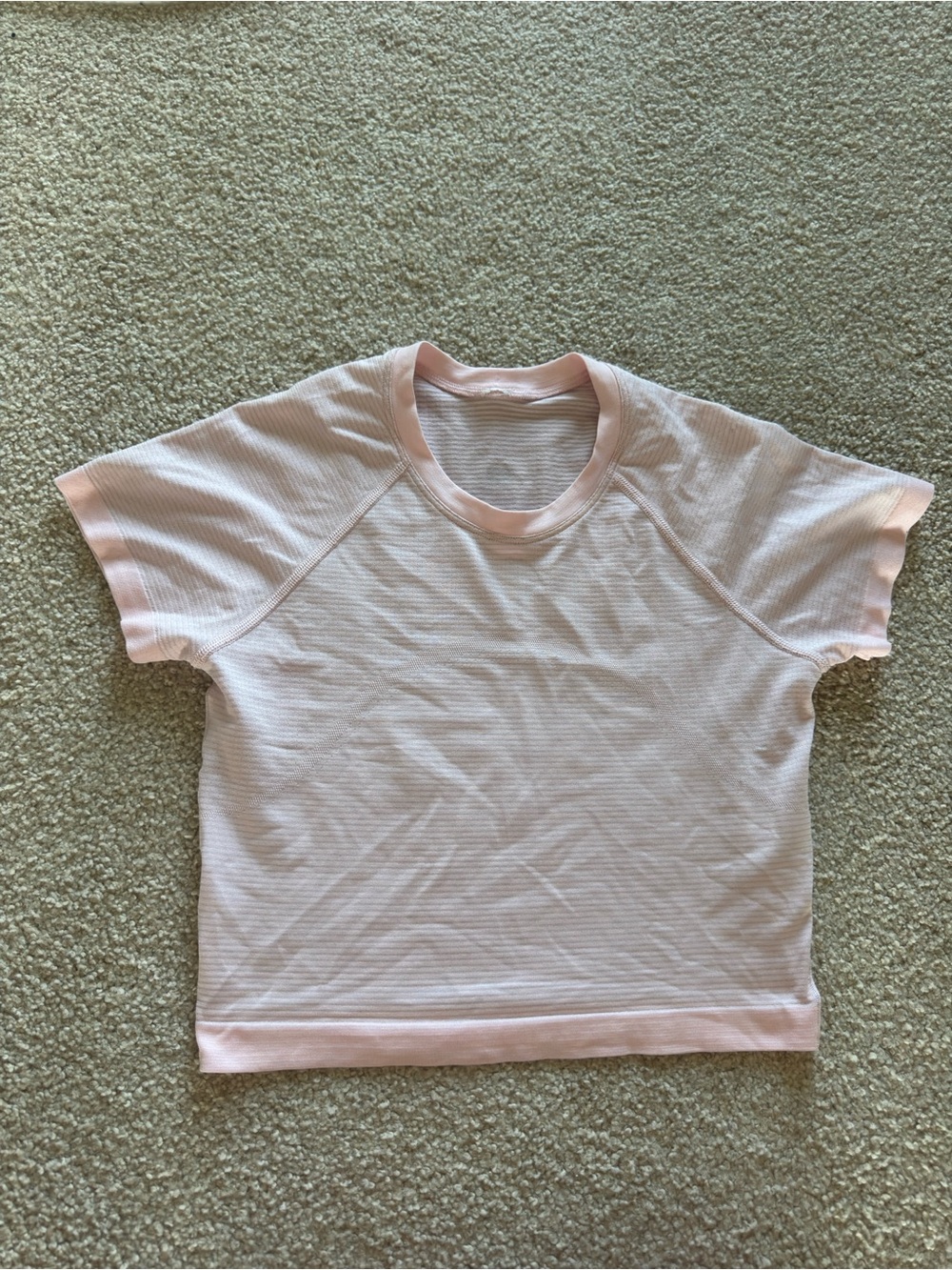 lululemon athletica Light Pink Short Sleeve Crop Top